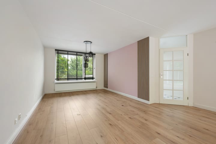 Hoekwoning te koop: Voorhout 27, Rotterdam