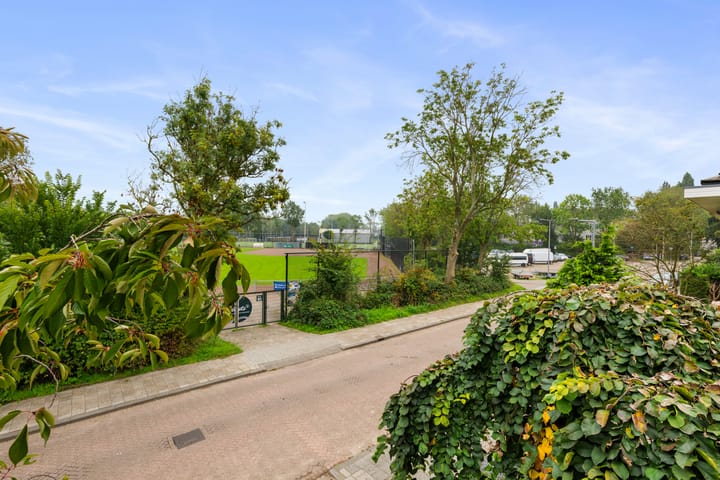 Hoekwoning te koop: Voorhout 27, Rotterdam