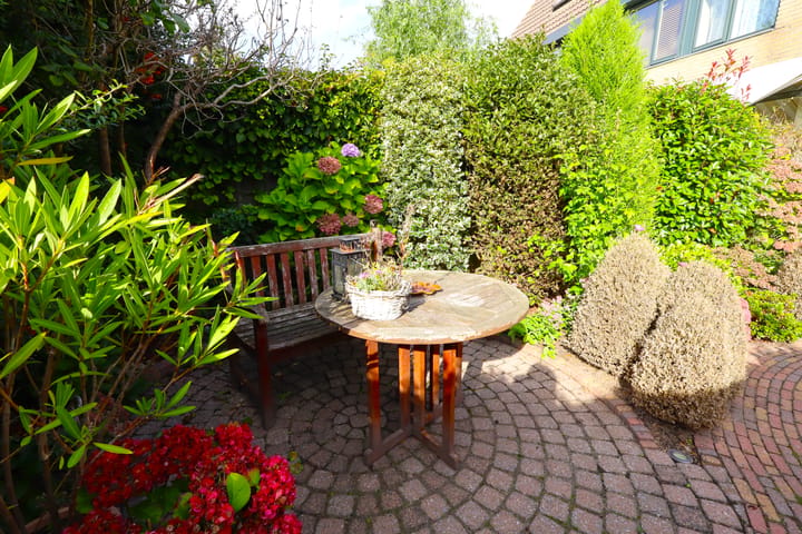 Tussenwoning te koop: Basielhof 14, Oosterhout (Nb)