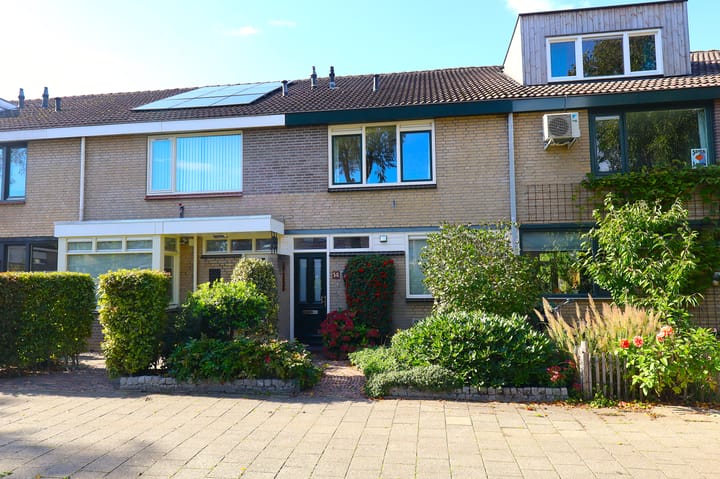 Tussenwoning te koop: Basielhof 14, Oosterhout (Nb)