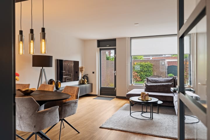 Tussenwoning te koop: Florahof 9, Noordwijk (Zh)