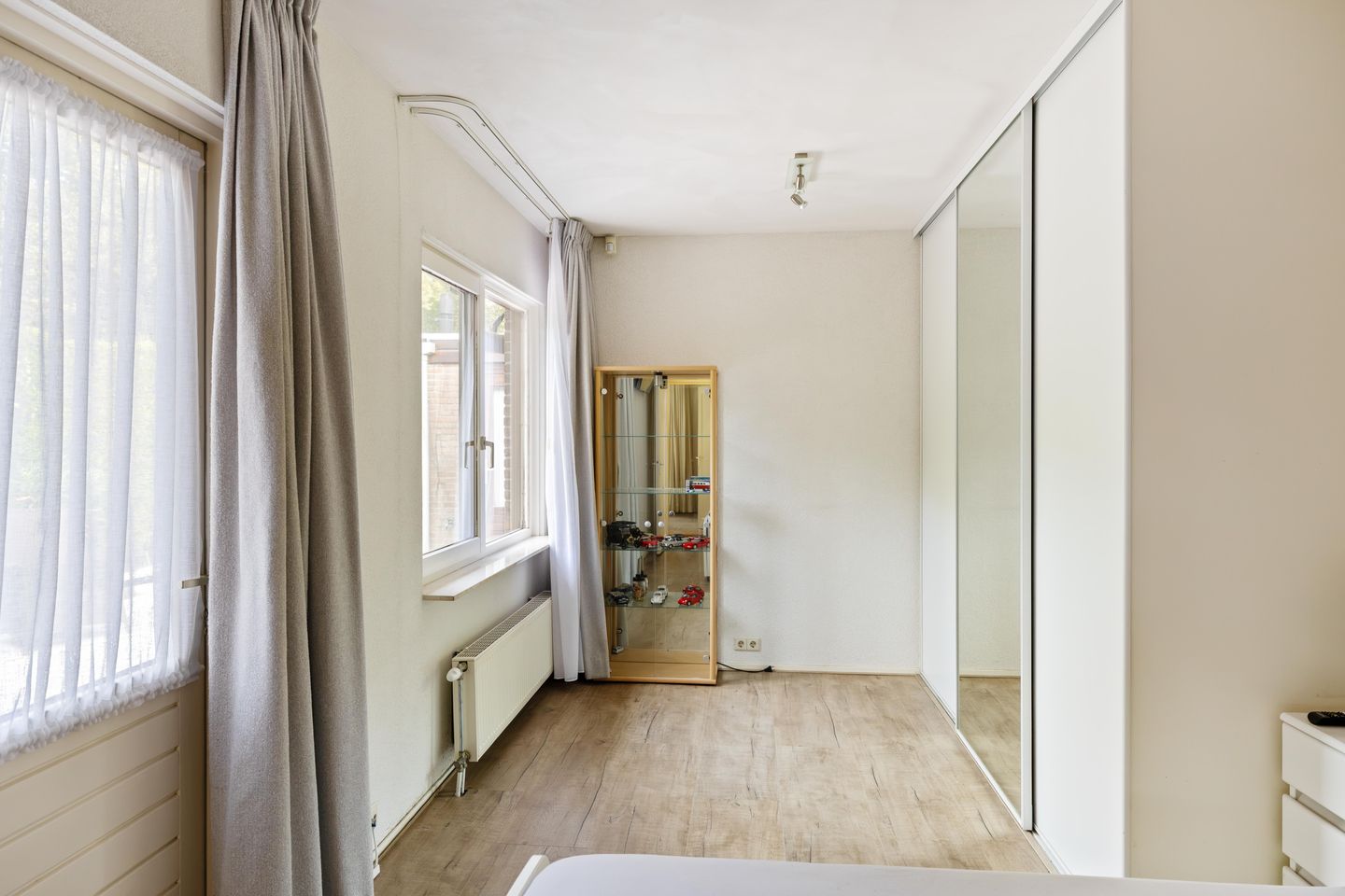 Photo 20 of Irenestraat 29