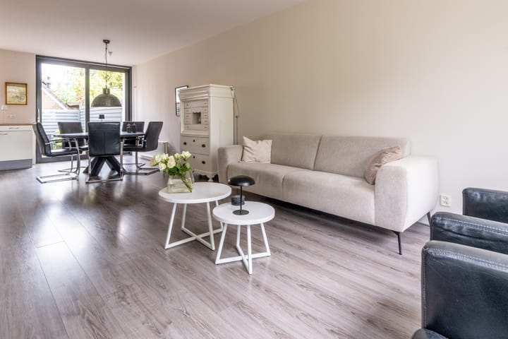 Hoekwoning te koop: Stinsenweg 140, Roden