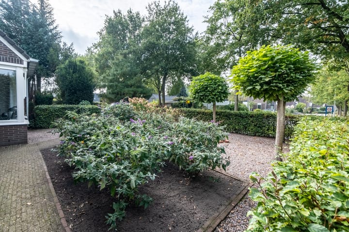 Hoekwoning te koop: Stinsenweg 140, Roden