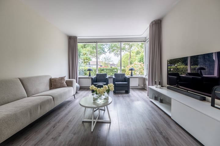 Hoekwoning te koop: Stinsenweg 140, Roden