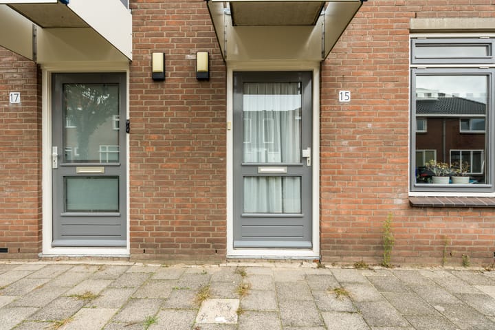 Foto 2 van C.H. Moensstraat 15