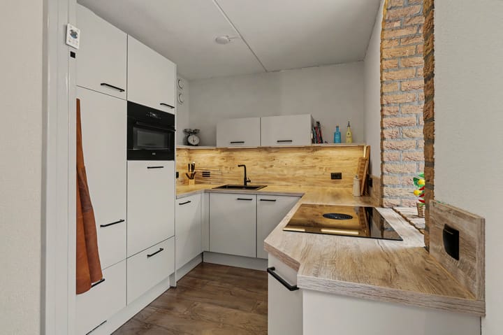 Tussenwoning te koop: Jofferspas 15, Oostrum