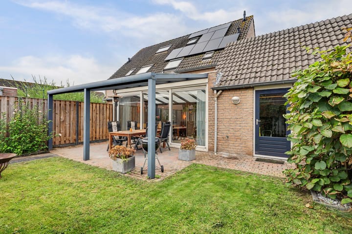 Tussenwoning te koop: Jofferspas 15, Oostrum
