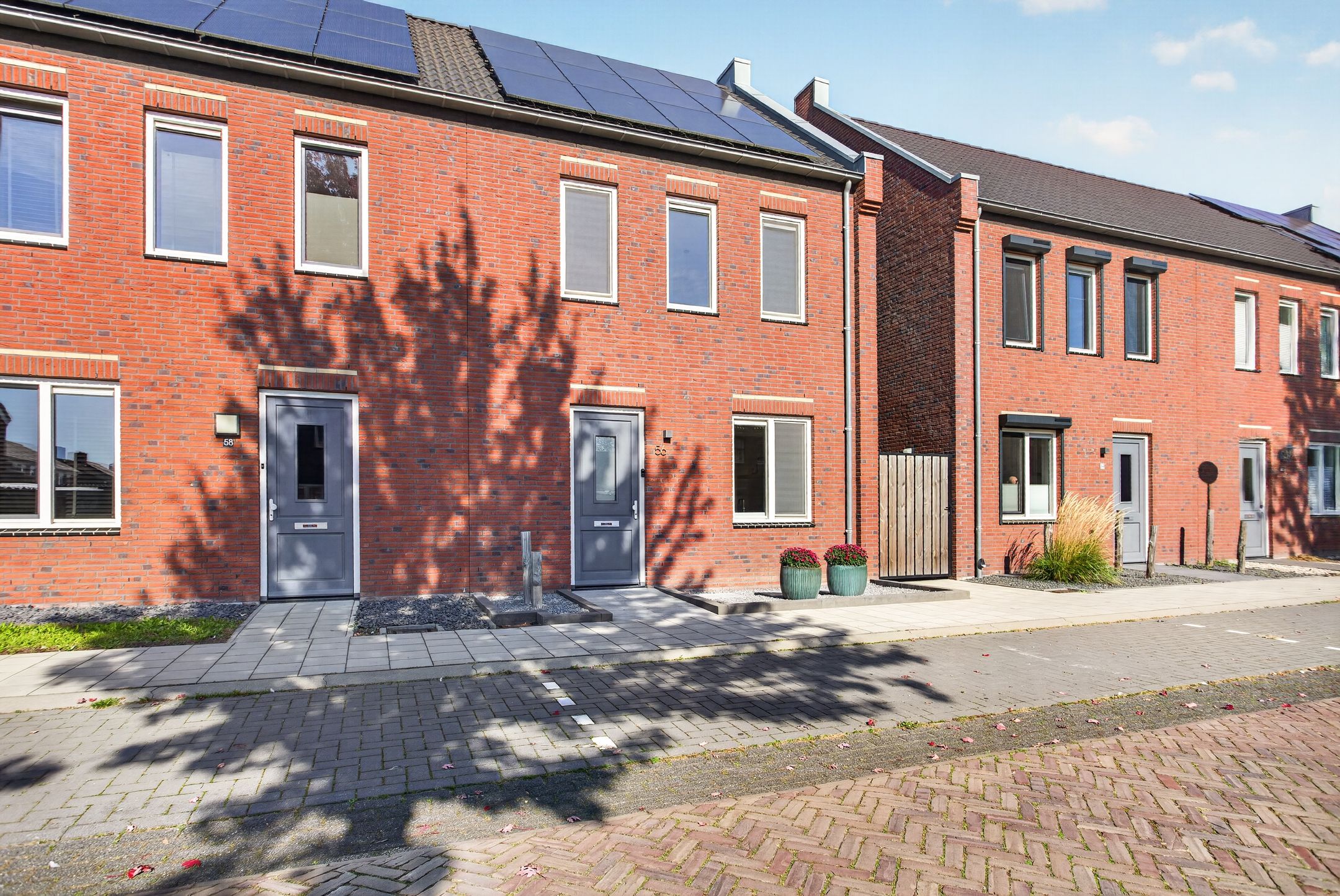 Photo 6 of Irenestraat 56