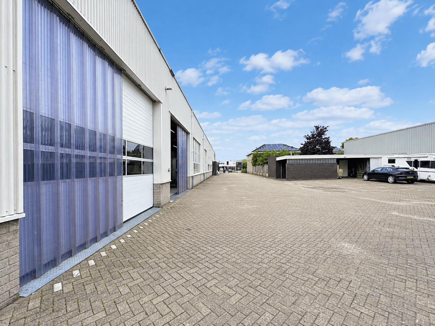 View photo 4 of Industrieweg 7