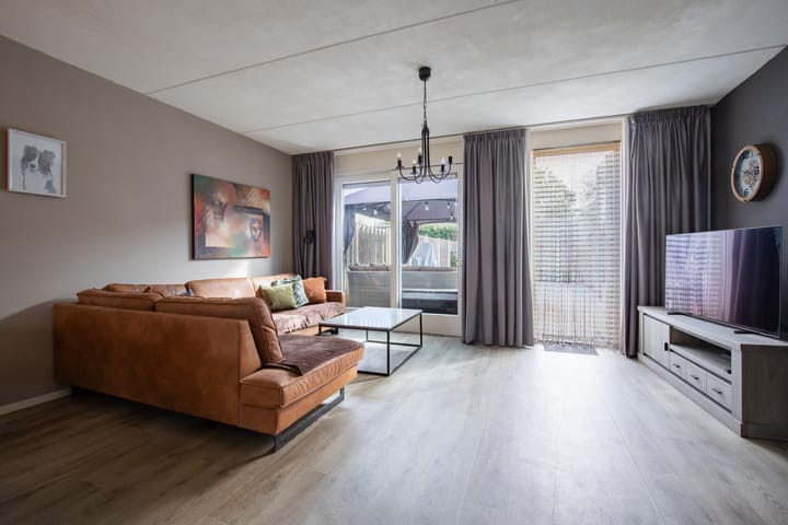 Tussenwoning te koop: Hannes Kempkensweg 48, Montfort