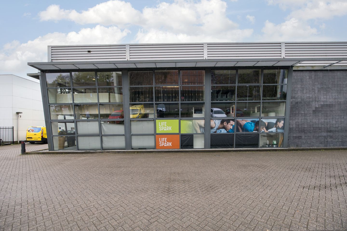 Bekijk foto 3 van Terminalweg 37-A