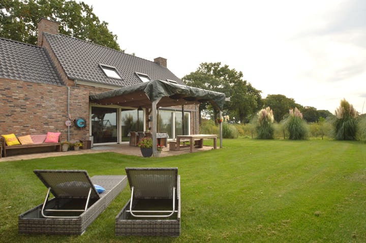 Vrijstaande woning te koop: Heitrak 7A, Neerkant