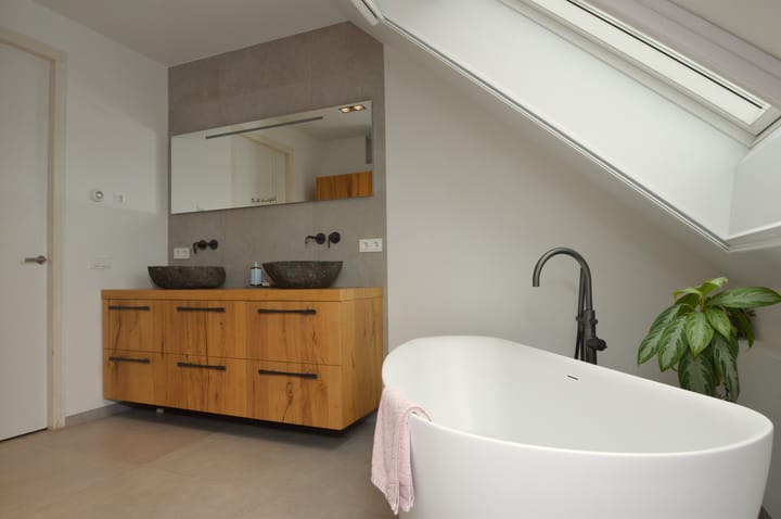 Vrijstaande woning te koop: Heitrak 7A, Neerkant