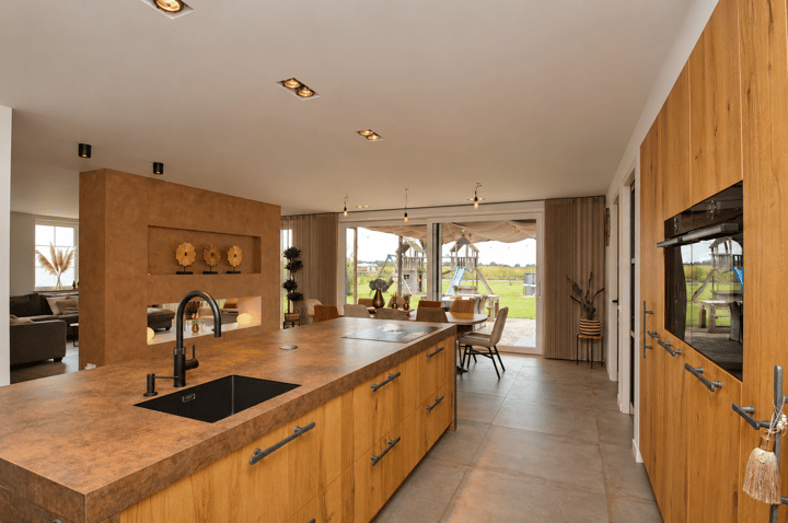 Vrijstaande woning te koop: Heitrak 7A, Neerkant