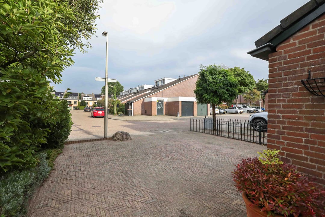 Photo 28 of Ronhaarstraat 16