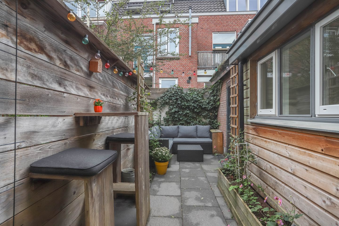 Photo 14 of Meidoornstraat 14
