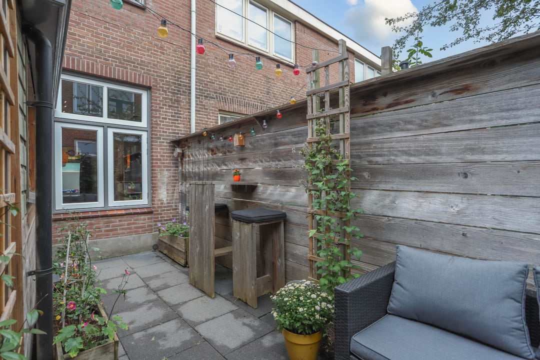 Photo 16 of Meidoornstraat 14