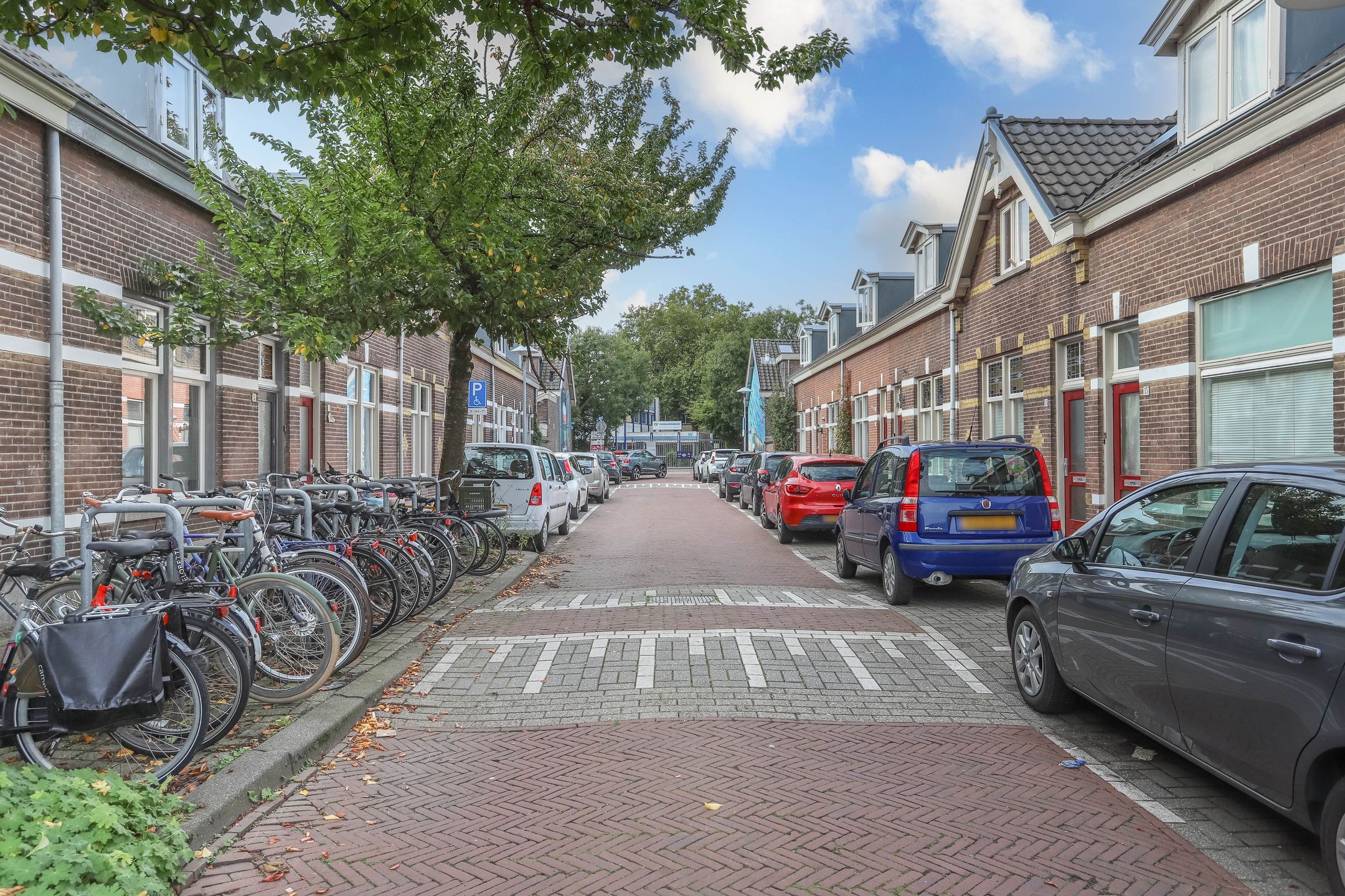 Photo 24 of Meidoornstraat 14