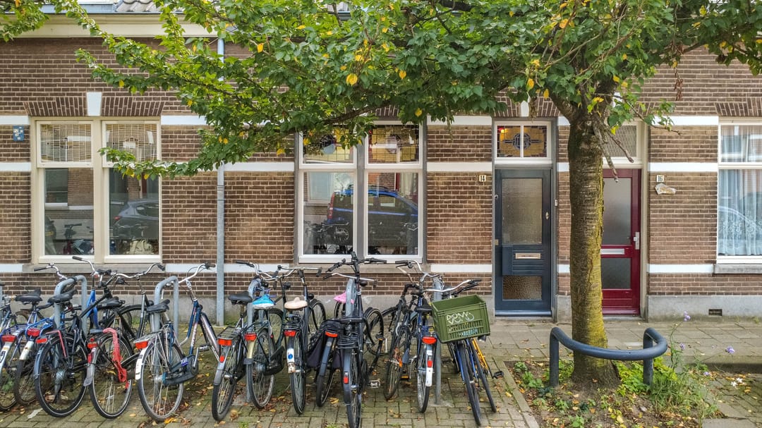 Photo 32 of Meidoornstraat 14