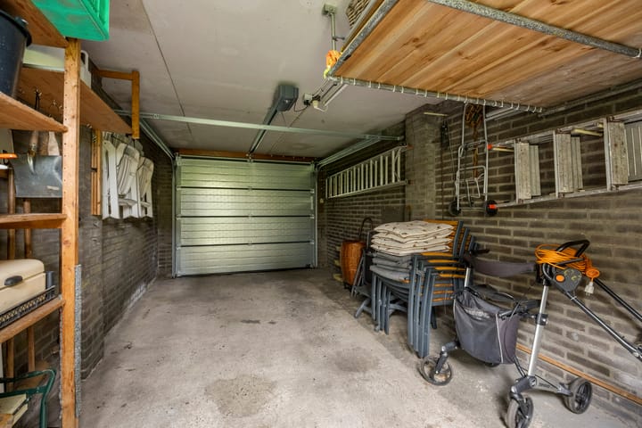 Tussenwoning te koop: Bleiswijkpad 12, Arnhem