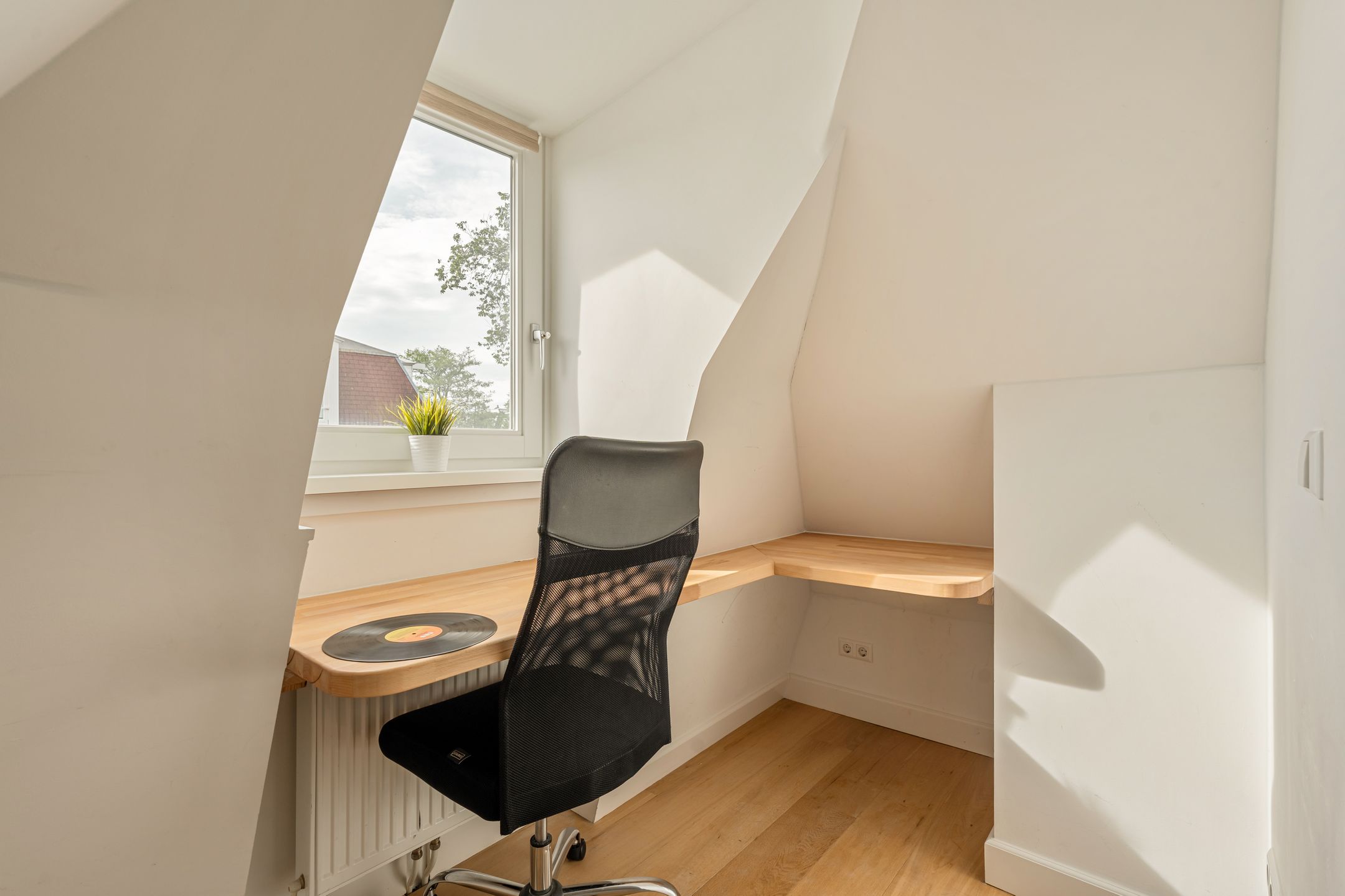 Photo 15 of Gerard Doustraat 9-3