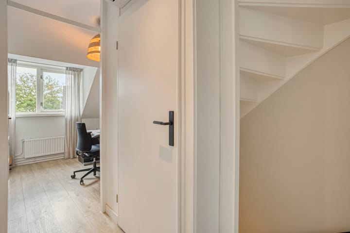 Tussenwoning te koop: Antoniuslaan 5, Beuningen (Ge)