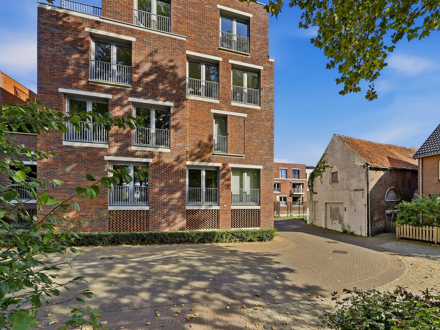 Bekijk foto 3 van Halvemaanstraat 12