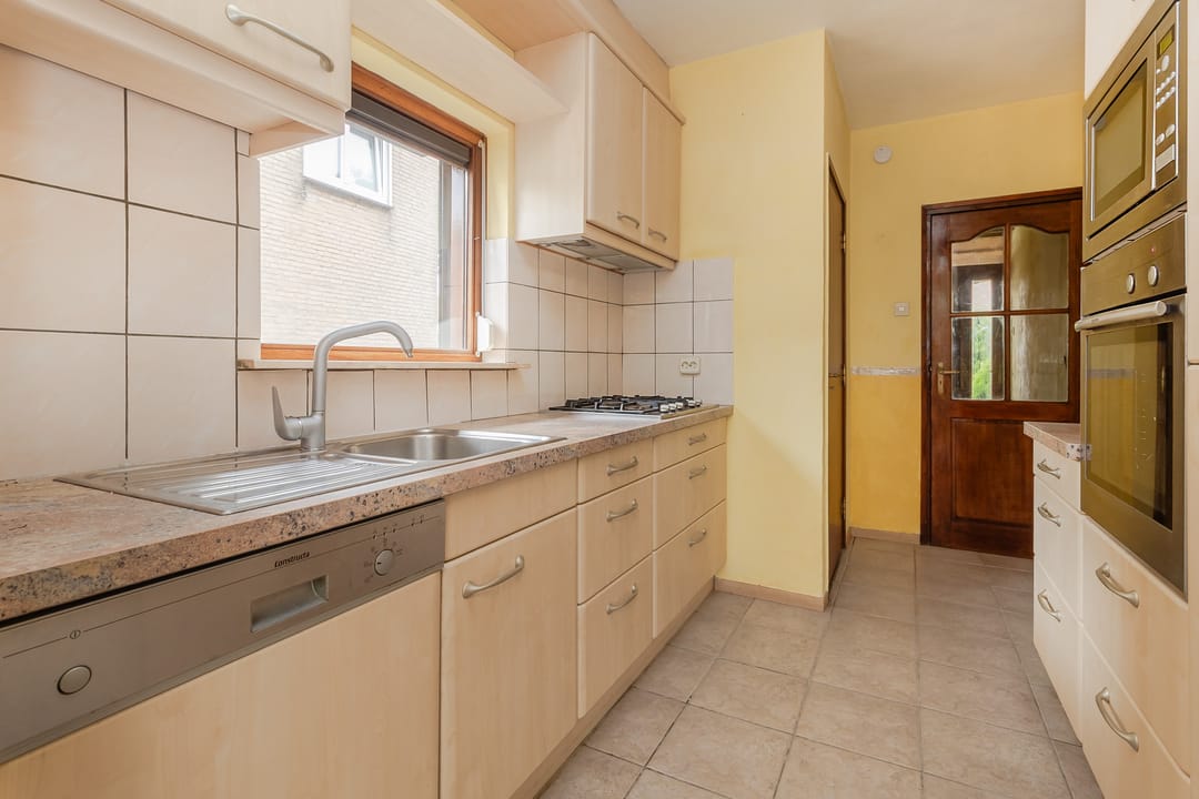 Photo 11 of Kamperstraat 26