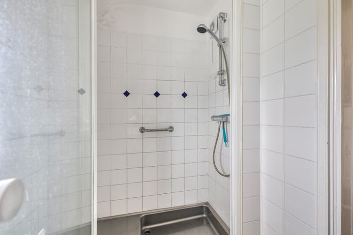 Tussenwoning te koop: Duinroosstraat 120, Den Helder