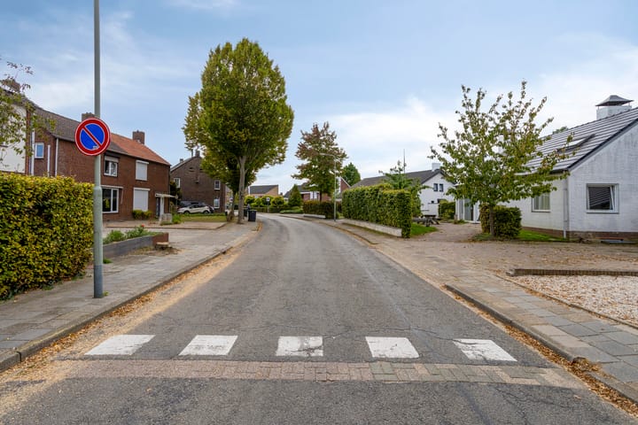 Twee-onder-één-kap te koop: Schoolstraat 26, Herten