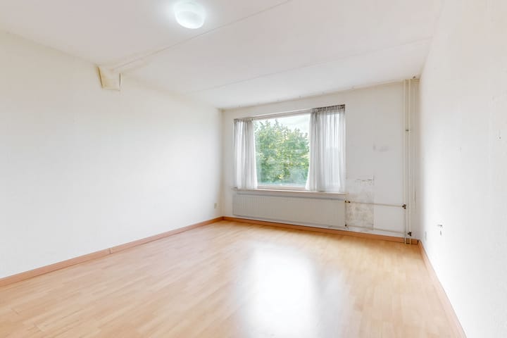 Hoekwoning te koop: Willem Alexanderstraat 18, Zoeterwoude