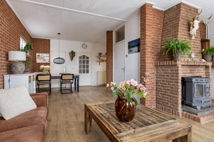 Vrijstaande woning te koop: Feintensloane 6, Feanwâlden