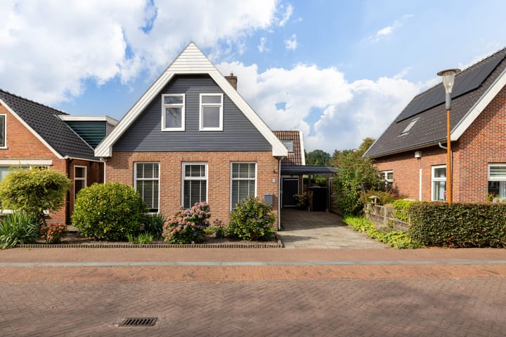 Vrijstaande woning te koop: Feintensloane 6, Feanwâlden