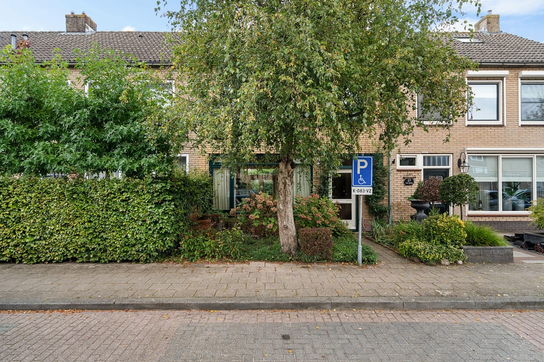 Photo 1 of Huygenslaan 15