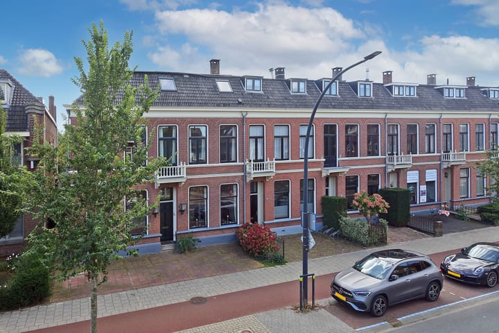 Hoekwoning te koop: Deldenerstraat 71, Hengelo