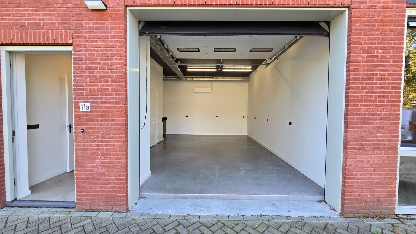View photo 4 of Plantageweg 11-a