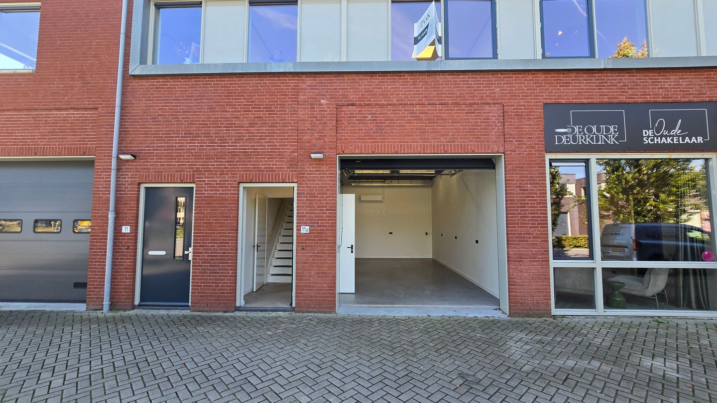 View photo 3 of Plantageweg 11-a