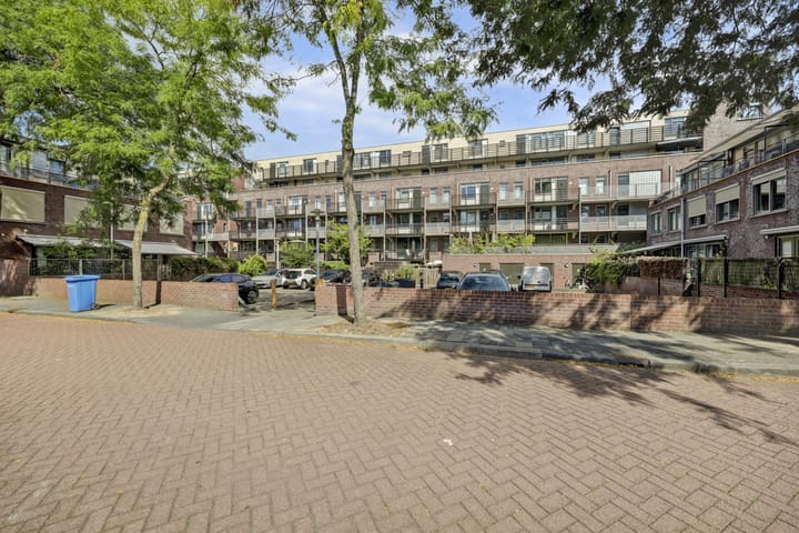 Appartement te koop: Koggekade 210, Zwolle
