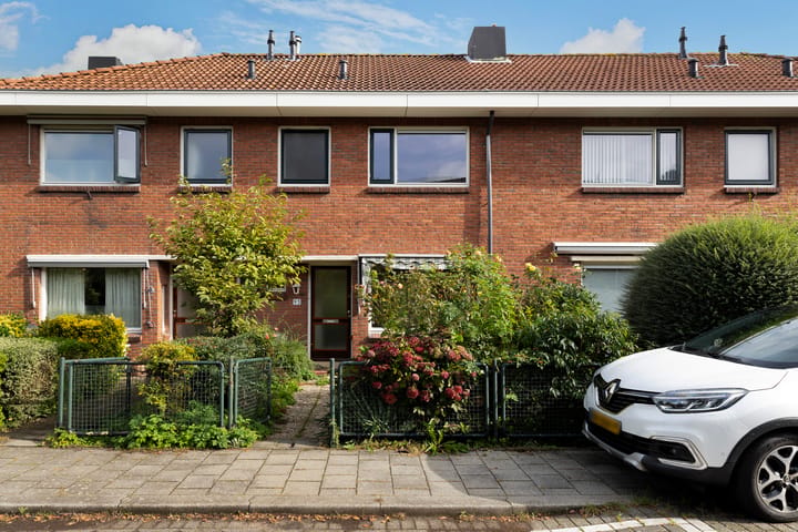 Tussenwoning te koop: Borchsatelaan 93, Rotterdam