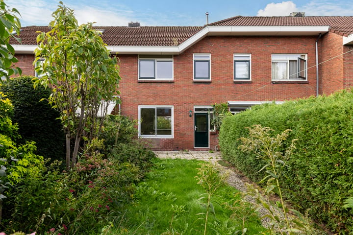 Tussenwoning te koop: Borchsatelaan 93, Rotterdam