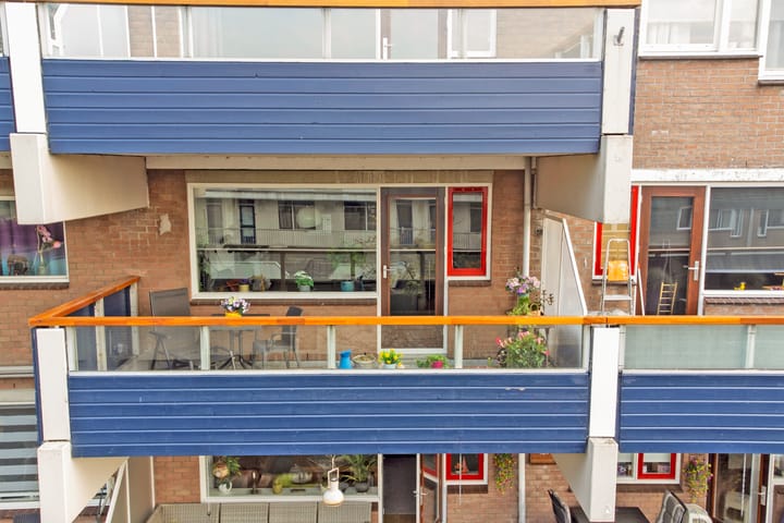 Appartement te koop: Doornenburg 6, Dordrecht