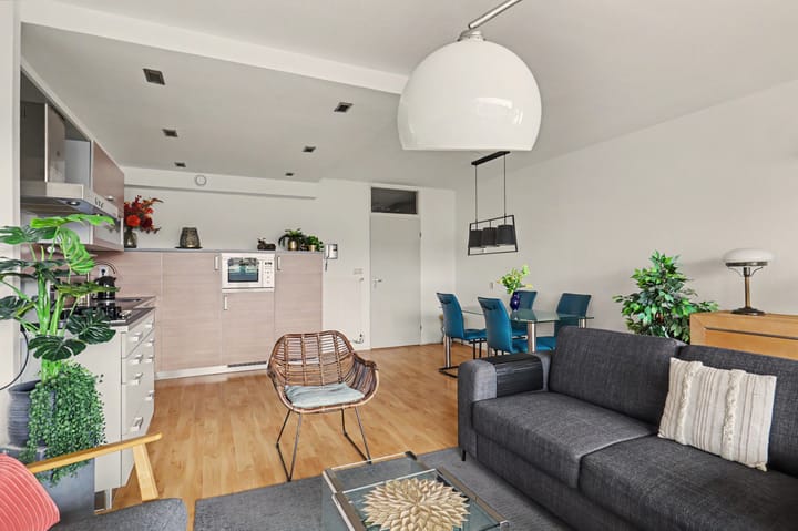 Appartement te koop: Doornenburg 6, Dordrecht