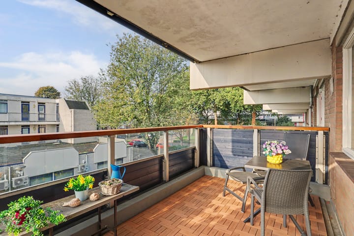 Appartement te koop: Doornenburg 6, Dordrecht