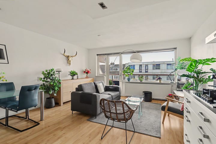 Appartement te koop: Doornenburg 6, Dordrecht
