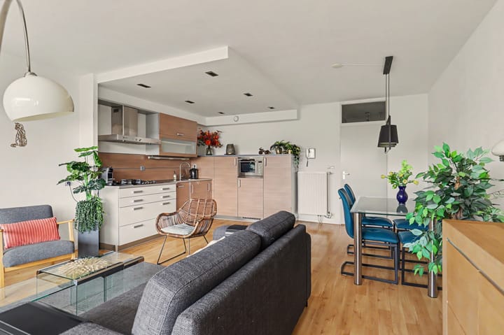 Appartement te koop: Doornenburg 6, Dordrecht