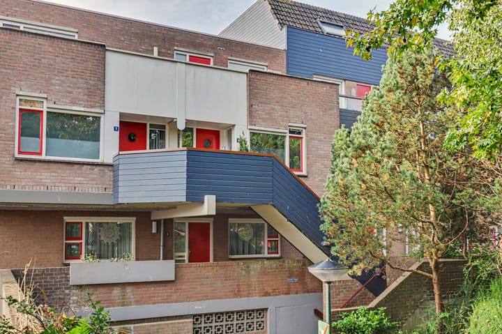 Appartement te koop: Doornenburg 6, Dordrecht