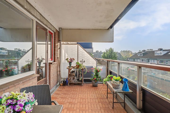Appartement te koop: Doornenburg 6, Dordrecht