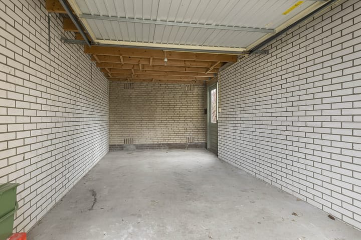 Tussenwoning te huur: Paulus Akkermanwei 14, Leeuwarden