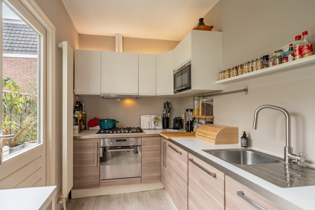 Photo 13 of Ferdinand Bolstraat 15